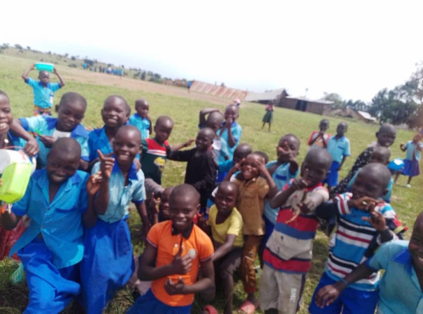 OVER 300 PUPILS   STRANDED AS HAILSTORM DESTORYS  SCHOOL BUILDING